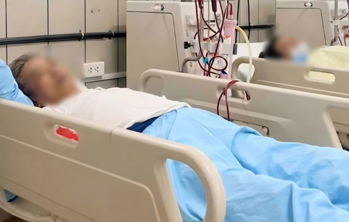 Bệnh nhân lọc máu chu kỳ tại Bệnh viện Bạch Mai. (Ảnh: BVCC)