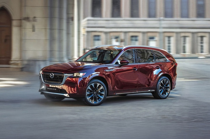 Mazda CX-90 màu đỏ Artisan Red Premium.