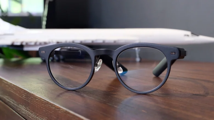 Kính thông minh XGIMI MemoMind One. (Nguồn: Engadget)