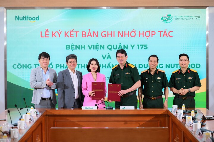 Nutifood và Bệnh viện Quân y 175 hợp tác phát triển các giải pháp dinh dưỡng - 2
