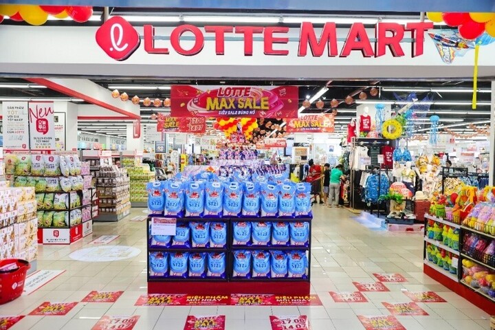 LOTTE Max Sale hút khách với hàng loạt ưu đãi mua sắm và vui chơi - 1