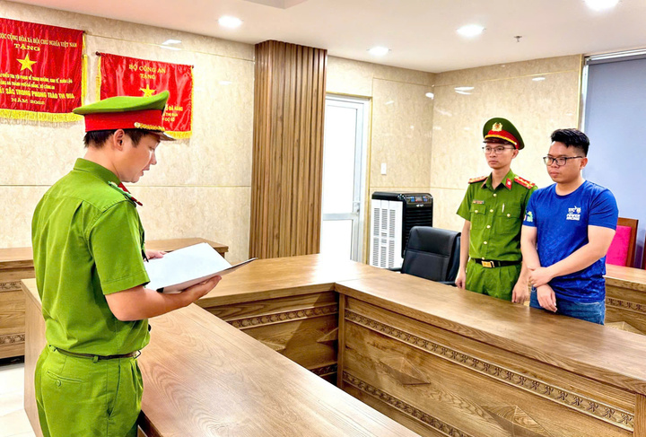 Cần quyết liệt đấu tranh với tội phạm xâm phạm quyền tác giả. (Ảnh: Công an Đà Nẵng)