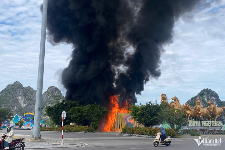 Hiện trường vụ cháy.