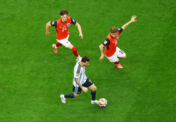 Messi cần chính xác hơn.