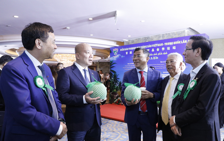 Nâng cao chất lượng, truy xuất nguồn gốc và đáp ứng tiêu chuẩn nhập khẩu đang trở thành yêu cầu bắt buộc để nông sản Việt mở rộng thị phần tại Trung Quốc.