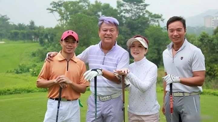 Trần Bách Tường nhiều lần thừa nhận bản thân từng phá sản tới bốn lần. (Ảnh: Sina)