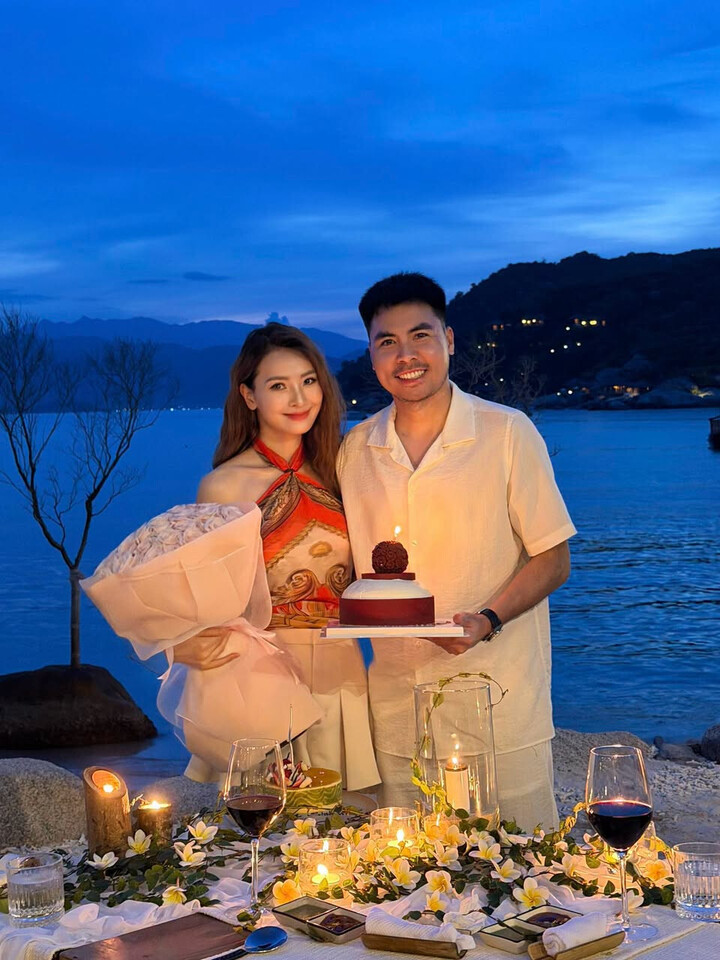 Chuyện tình của Huyền Trang và Đức Huy từng nhận được nhiều sự quan tâm từ công chúng.