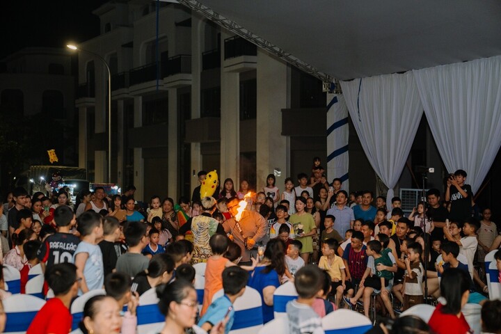 ROX Living Đức Thọ trao sổ hồng, khẳng định vị thế tâm điểm phồn vinh - 1