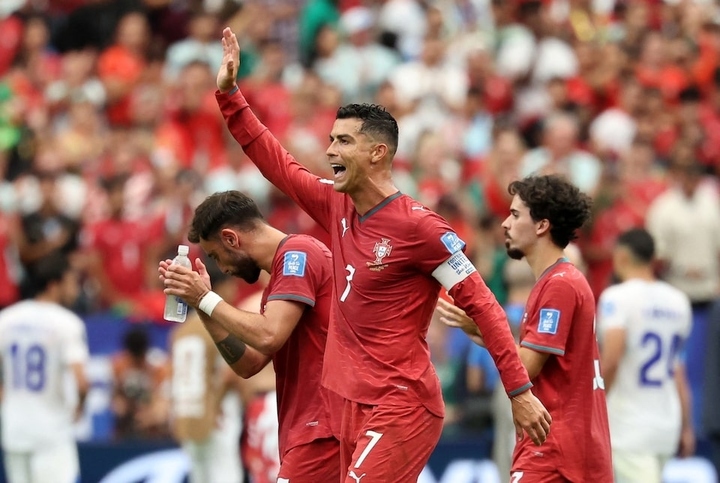 ĐT Bồ Đào Nha sớm đoạt vé vào vòng 32 đội ở World Cup 2026 - Ảnh: Reuters