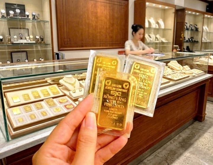 Bộ Tài chính cho biết, việc mua bán vàng miếng chưa phải nộp thuế thu nhập cá nhân từ ngày 1/7. (Ảnh minh họa).