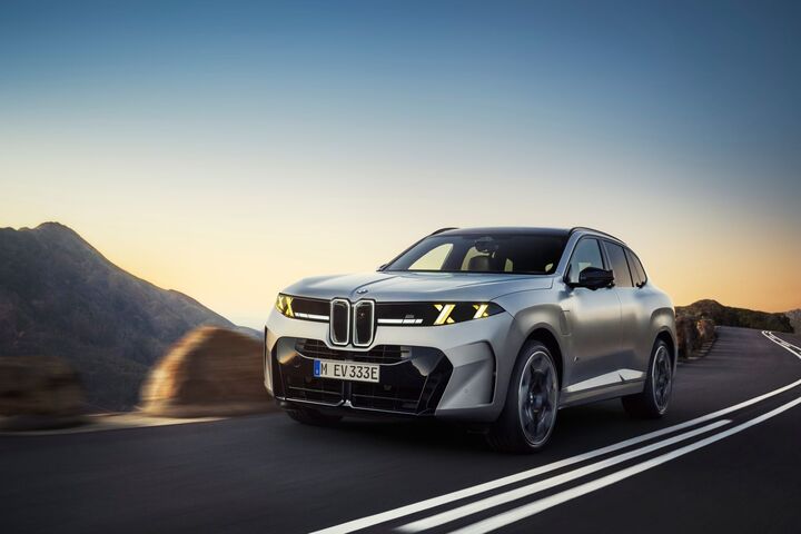 BMW X5 mới lộ diện: Lần đầu có 5 tùy chọn động cơ, bản hydrogen chạy 750 km - 1