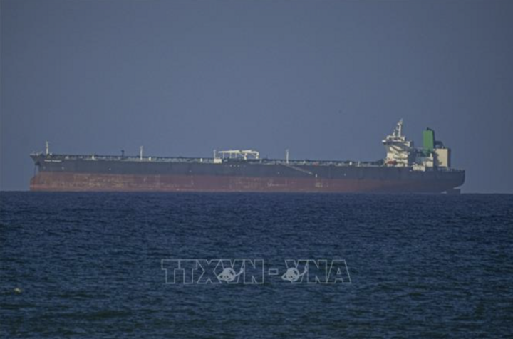 Đi vào tuyến không được Iran chỉ định, tàu container mắc cạn ở eo biển Hormuz screenshot 2026 07 01 at 195425 19543776 - Đi vào tuyến không được Iran chỉ định, tàu container mắc cạn ở eo biển Hormuz