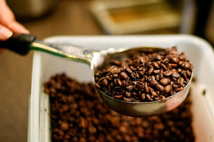 Giá cà phê Robusta và Arabica đồng loạt tăng mạnh. (Ảnh: Reuters)