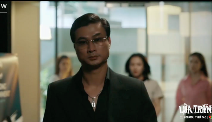 Công ty Hòa Công Entertainment bất ngờ xảy ra biến.