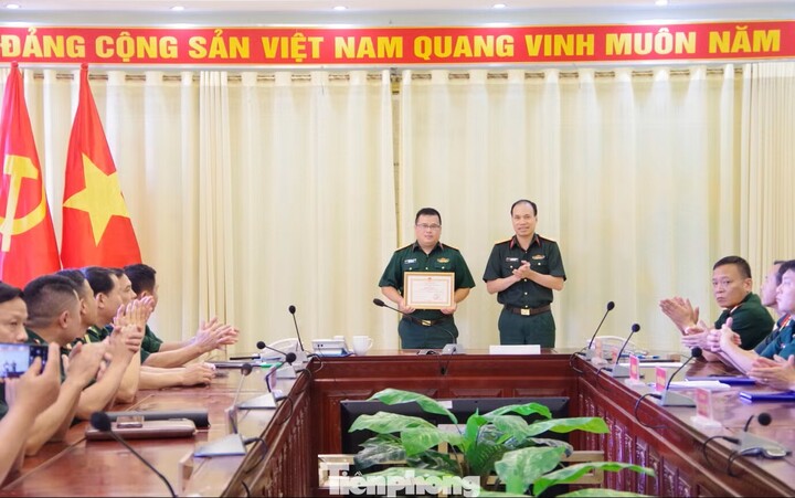 22 18060695 - &Ocirc; t&ocirc; lao xuống vực s&acirc;u 150m ở Lạng Sơn, 3 nạn nh&acirc;n được cứu sống trong đ&ecirc;m