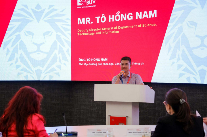Ông Tô Hồng Nam nhấn mạnh tầm quan trọng của việc hợp tác ba bên Nhà nước - Nhà trường - Doanh nghiệp trong phát triển ngành game Việt.