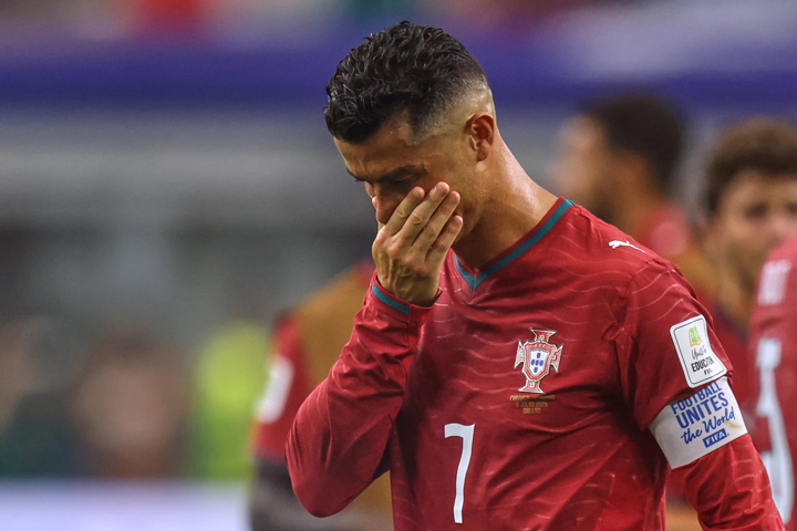 ronaldo 07063097 - HLV Bồ Đ&agrave;o Nha: 'M&atilde;i m&atilde;i biết ơn Ronaldo'