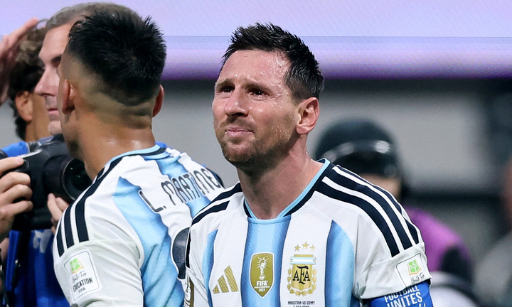 messi argentina ai cap world cup 2026 rt 3 02030673 - Argentina ngược d&ograve;ng kh&ocirc;ng tưởng, Messi bật kh&oacute;c