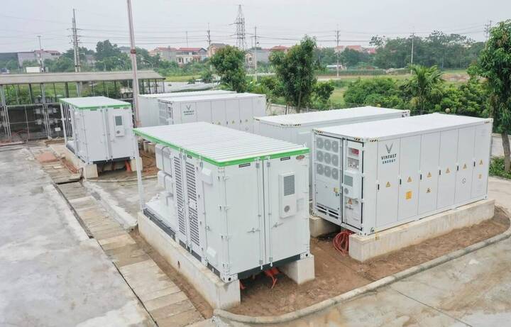 Hệ thống BESS do VinEnergo cung cấp được lắp đặt và vận hành tại trạm biến áp Quang Minh (Hà Nội).