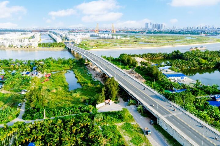 Cầu Vũ Yên I kết nối đảo Vũ Yên với trung tâm hành chính - chính trị mới đặt tại Thủy Nguyên.