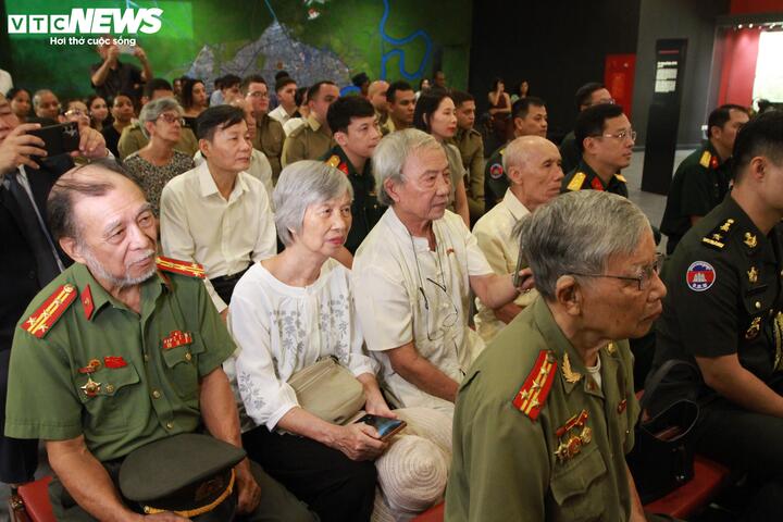 img4069 12355933 - Tưởng niệm chuy&ecirc;n gia Cuba hy sinh trong cuộc kh&aacute;ng chiến của nh&acirc;n d&acirc;n Việt Nam