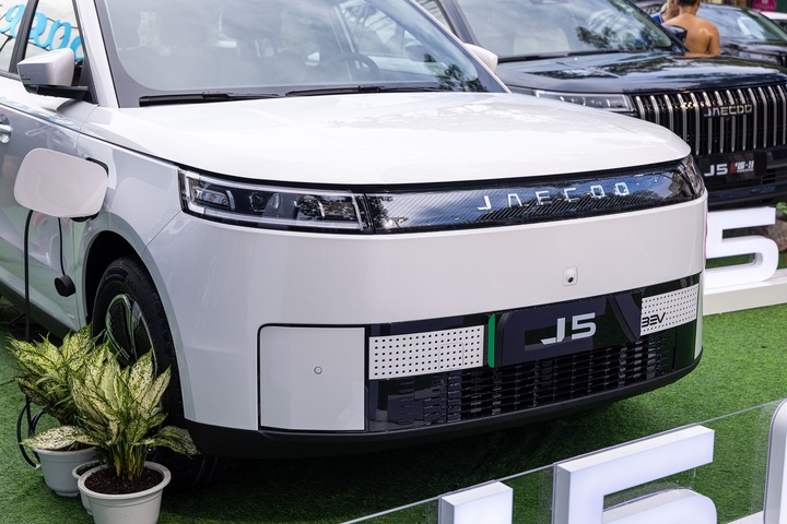 Jaecoo J5 mở đặt cọc, lần đầu có đủ ba tùy chọn động cơ tại Việt Nam - 4