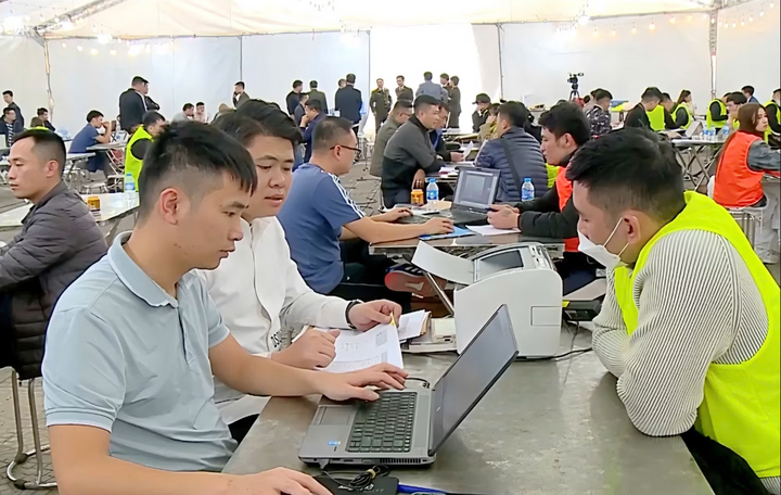 Bóc gỡ đường dây giả danh dịch vụ công lừa đảo gần 1.000 tỷ đồng cong an bac ninh 2 19383588 - Bóc gỡ đường dây giả danh dịch vụ công lừa đảo gần 1.000 tỷ đồng