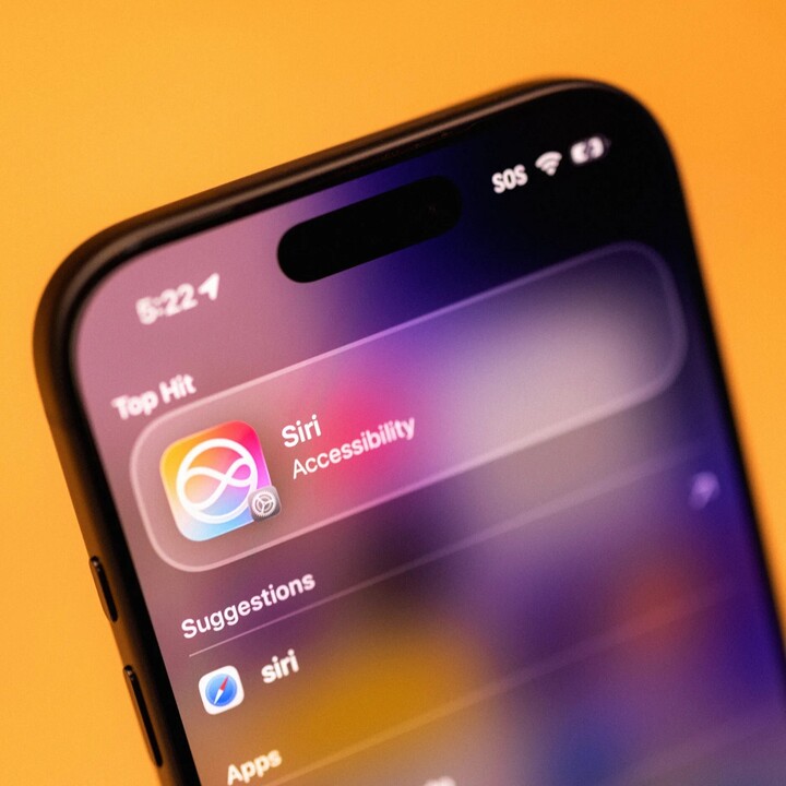 Siri AI tr&ecirc;n iPhone. (Ảnh: Wired)