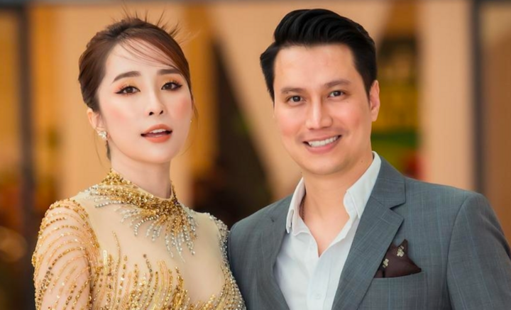 Cặp đôi Việt Anh - Quỳnh Nga vừa công khai chuyện tình cảm.