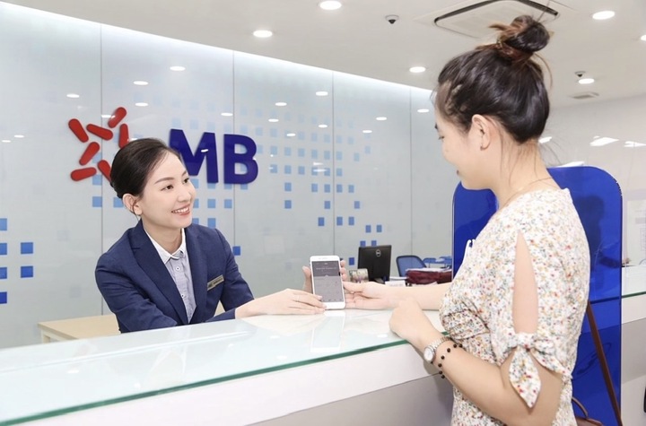 Ngân hàng TMCP Quân đội (MB) công bố chương trình ưu đãi lãi suất tiết kiệm trực tuyến lên tới 8%/năm cho kỳ hạn 6 tháng.