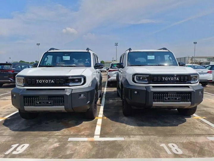 Tin xe 18/7: BYD Denza Z vượt 1.000 đơn, Land Cruiser FJ cập cảng Việt Nam - 2