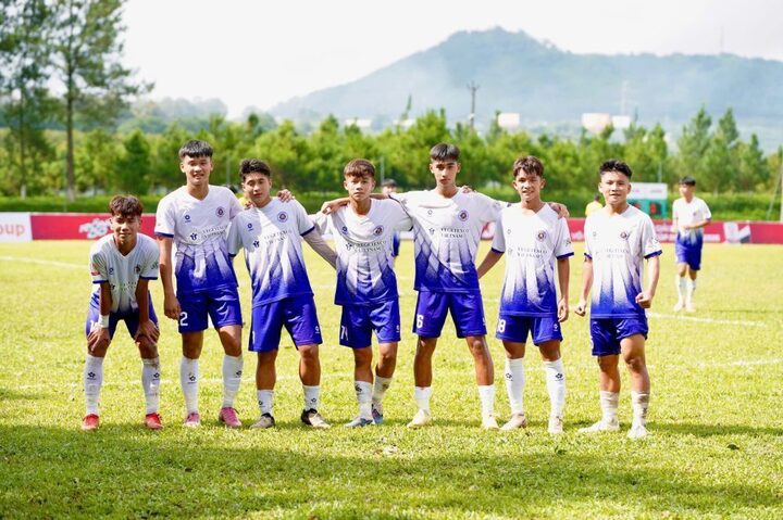 U17 Hà Nội giành chiến thắng.