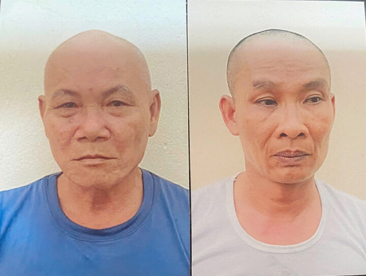 Hai bị can Nguyễn Văn Thắng và Nguyễn Thành Võ bị khởi tố liên quan hành vi cưỡng đoạt tài sản bằng cách thu tiền "bảo kê" tàu thuyền neo đậu trên sông Đá Bạc. (Ảnh: Công an tỉnh Quảng Ninh)