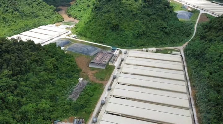 Trang trại chăn nuôi của Công ty TNHH Dabaco Thanh Hóa tại xã Thạch Quảng.