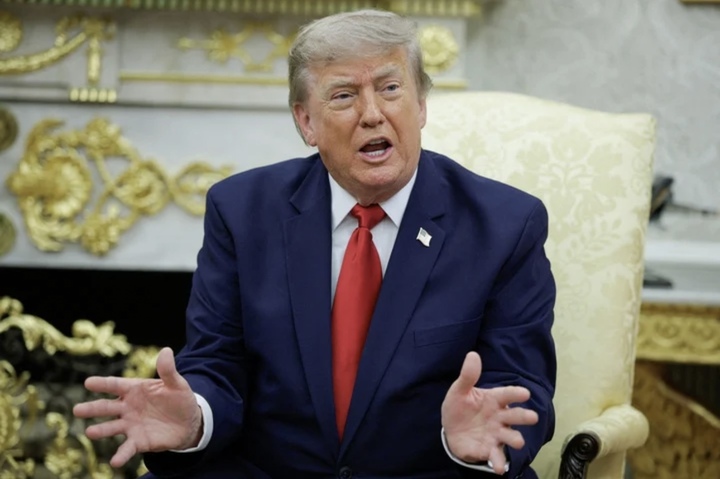 img5414 09394183 - Tổng thống Trump tuy&ecirc;n bố Mỹ &lsquo;gi&aacute;ng một đ&ograve;n rất mạnh&rsquo; v&agrave;o Iran