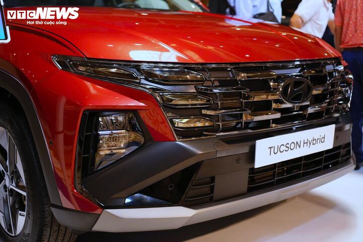 Cận cảnh Hyundai Tucson Hybrid sắp ra mắt, mức giá dự kiến dưới 999 triệu đồng - 2