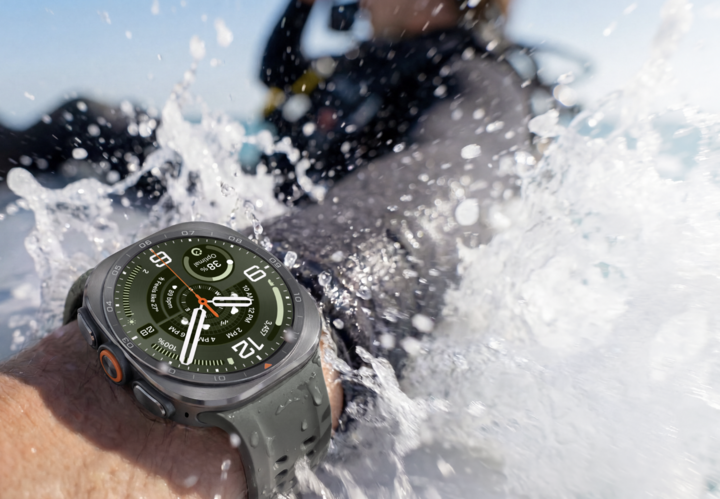 Galaxy Watch Ultra2 có thể tự động ghi nhận độ sâu, thời gian và nhiệt độ nước.