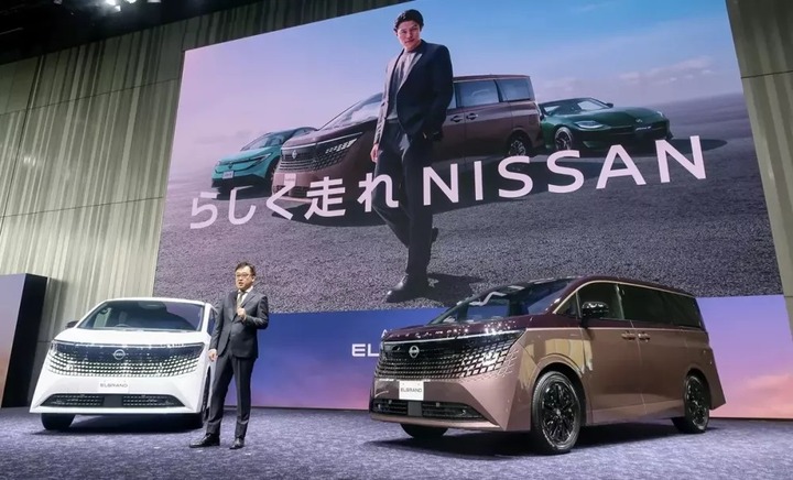 Tin xe 24/7: Lamborghini bản Samurai gây sốt, Nissan Elgrand có hẹn Đông Nam Á - 3