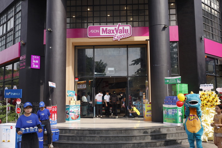AEON MaxValu Dream Home - siêu thị vừa và nhỏ đầu tiên của AEON Việt Nam tại TP.HCM.
