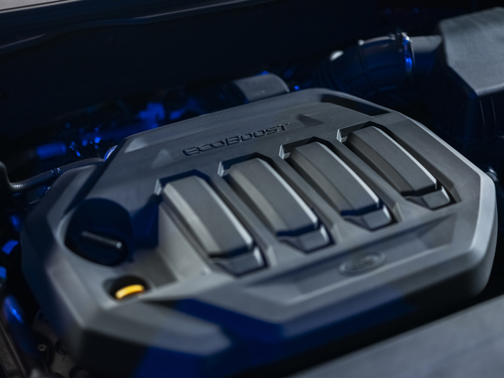 Xe sở hữu khối động cơ tăng &aacute;p 1.5L EcoBoost c&ugrave;ng nhiều c&ocirc;ng nghệ hỗ trợ người l&aacute;i th&ocirc;ng minh.