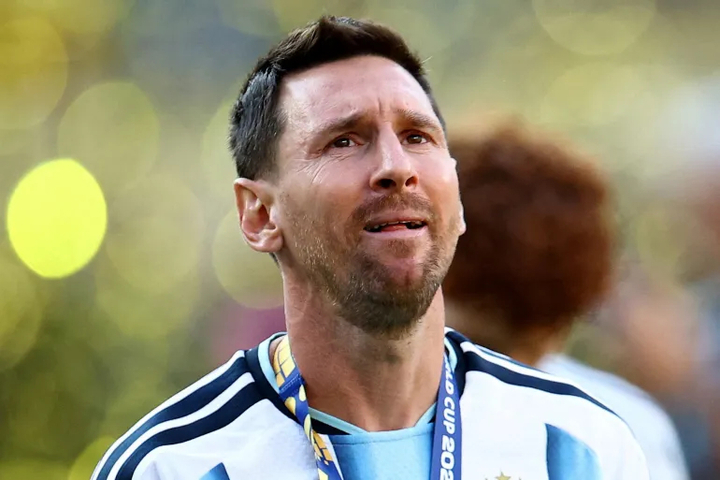 Việc Messi khóc khi trận đấu kết thúc là hệ quả của sự căng thẳng bị dồn nén. (Ảnh: Reuters)
