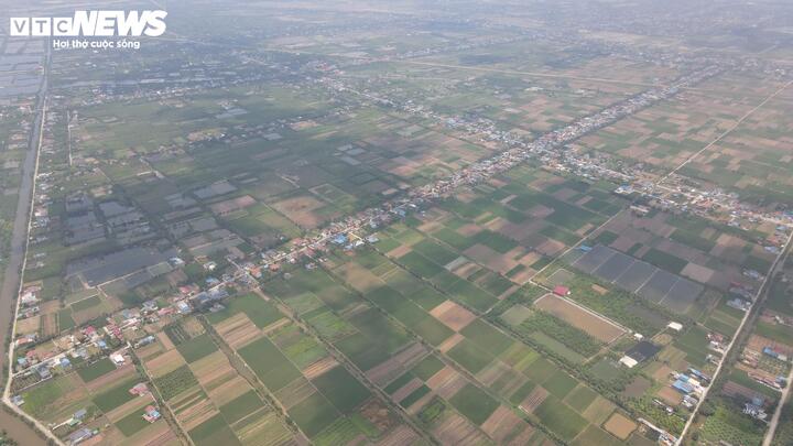 Khu kinh tế ven biển phía Nam Hải Phòng đến năm 2050 rộng khoảng 20.000ha, bao gồm toàn bộ xã Hùng Thắng, xã Chấn Hưng và một phần các xã ven biển phía Nam thành phố.