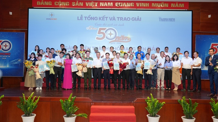 hinh dl3 16550978 - Những c&acirc;u chuyện lan tỏa những người thắp s&aacute;ng niềm tin
