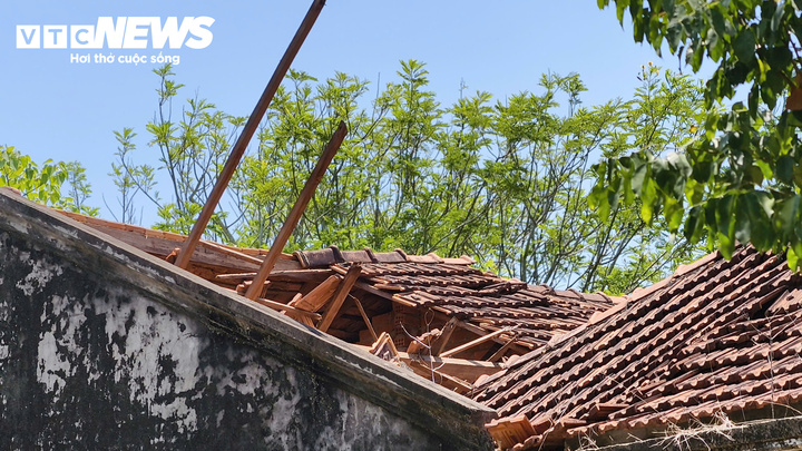 Mới đây, tại kỳ họp HĐND tỉnh Quảng Ngãi, đại biểu Đào Duy Khánh - Trưởng Ban Văn hóa - Xã hội - cho rằng dự án này đặt ra dấu hỏi lớn về năng lực cũng như quyết tâm của nhà đầu tư. Theo ông Khánh, tỉnh cần có quan điểm rõ ràng, kiên quyết xử lý dứt điểm để tránh tình trạng đất đai tiếp tục bị bỏ hoang, lãng phí.