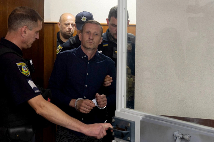 Vasyl Goncharuk trình diện tòa án ở Kiev ngày 27/7. (Ảnh: Kyiv Post)