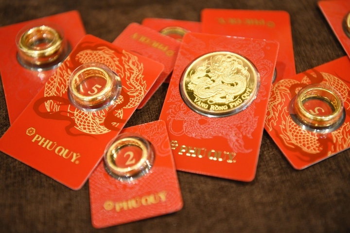 Giá vàng quay đầu đi lên sát ngưỡng 4.100 USD/ounce. (Ảnh: Minh Đức).