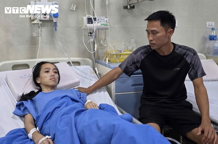 hoai 2 16260244 - Vợ xin 'về nh&agrave; chờ chết', chồng &ocirc;m đi khắp bệnh viện cầu cứu, 8 triệu/ng&agrave;y vượt qu&aacute; khả năng