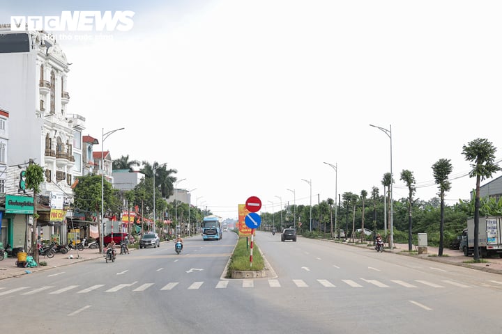 Quốc lộ 21B là một trong những trục giao thông hướng tâm quan trọng của Hà Nội, kết nối khu vực phía Nam Thủ đô với các địa phương lân cận.