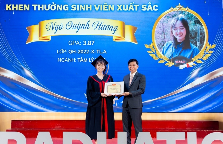 Hương trong ngày tốt nghiệp. (Ảnh: NVCC)