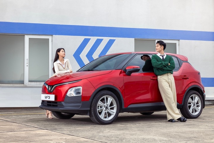 Giá xe VinFast VF 5 mới nhất tháng 8/2026 - 2